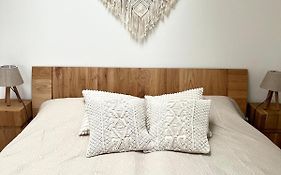 Charming Studio Near Prague Airport